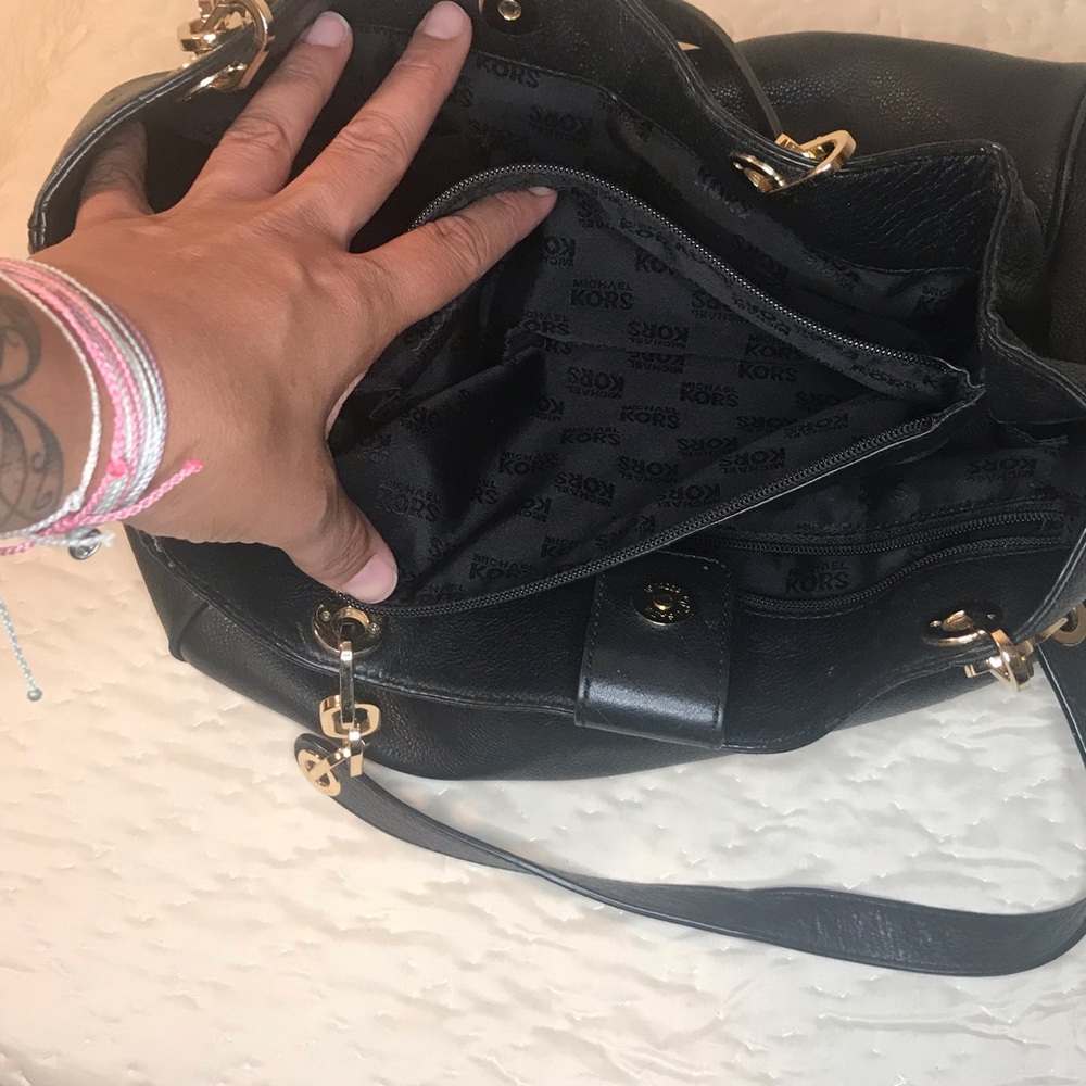 AUTHENTIC MK black leather handbag w gold accents - Picture 3 of 4